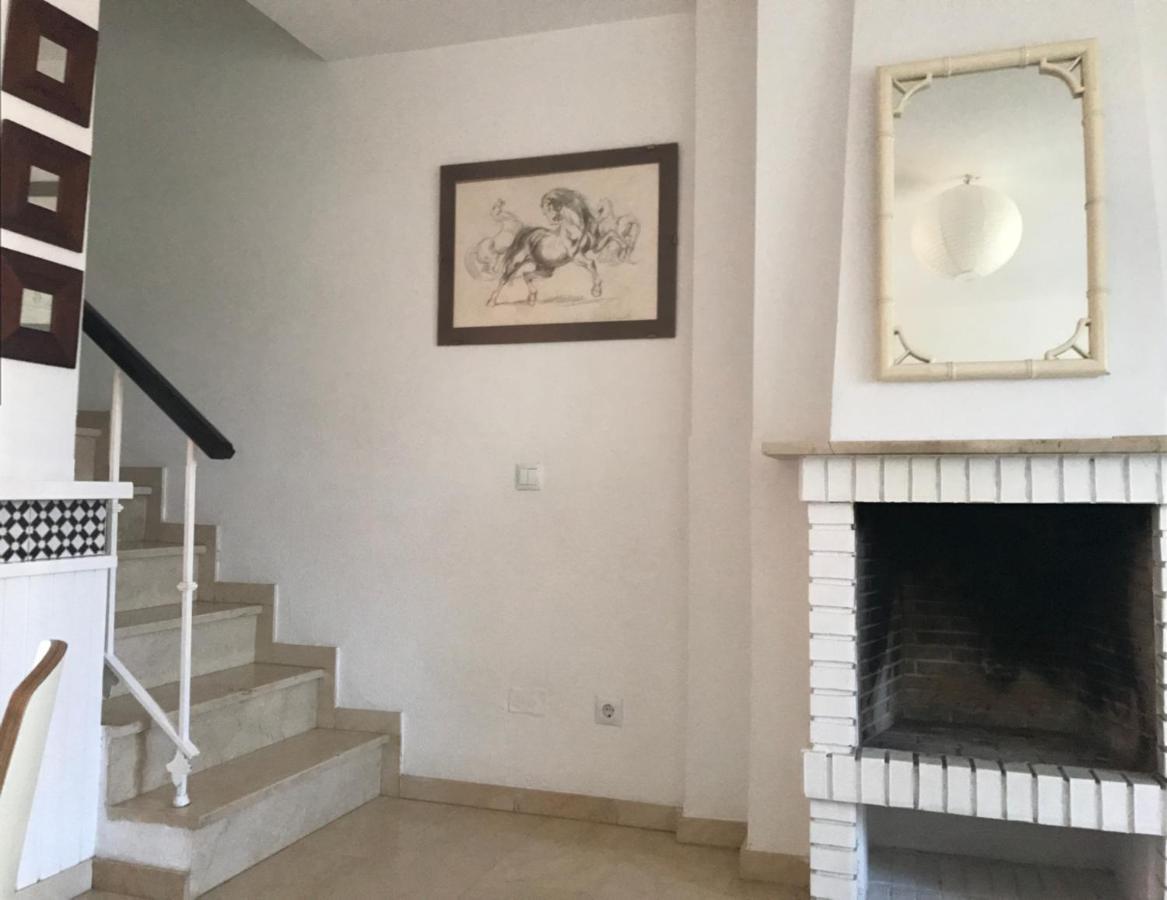 Adosado En Residencial Villa Sitio de Calahonda Rum bild